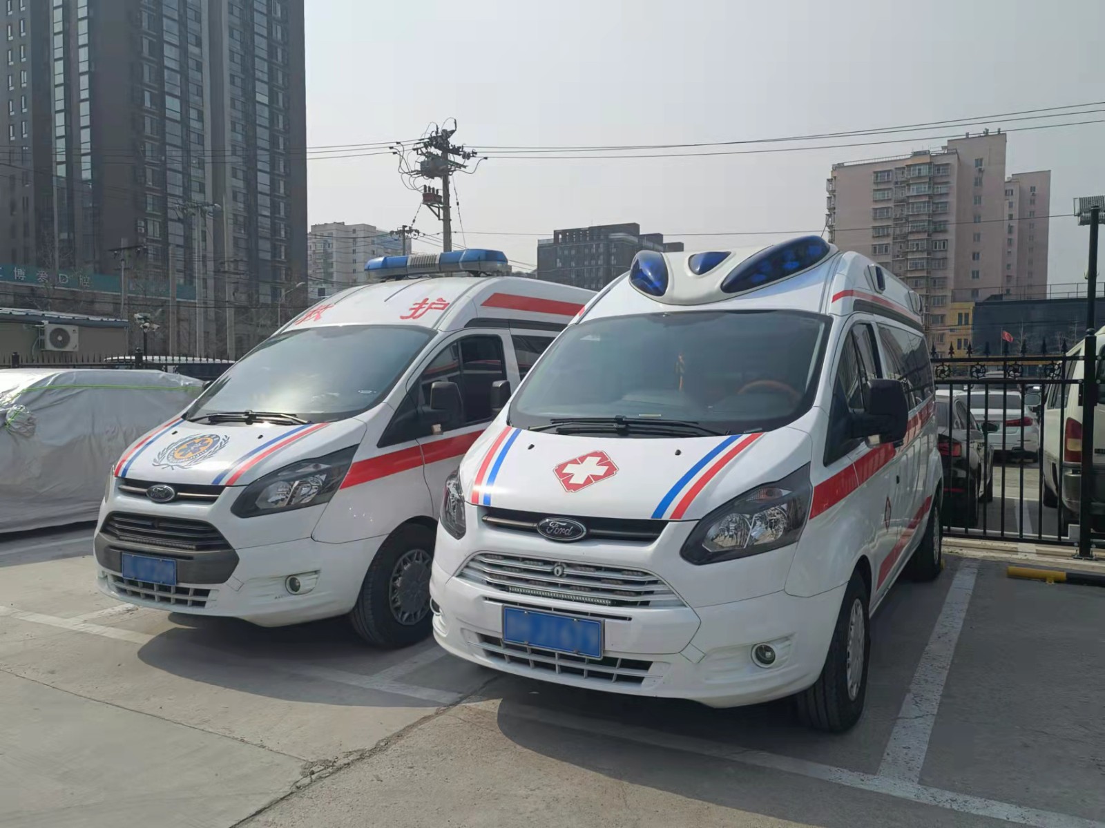 洛扎县救护车转院